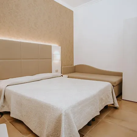 Otel Gabriella 3*